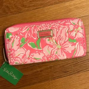 Lilly Pulitzer Travel Wallet